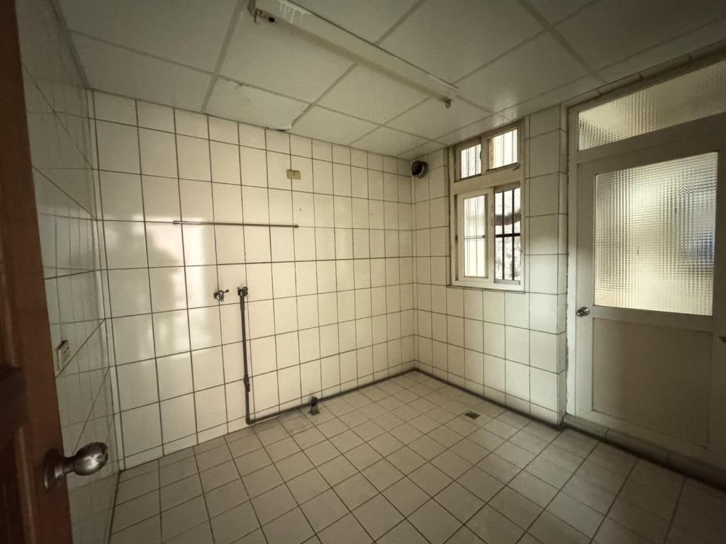 【向陽團隊】專任-觀音草漯國小正對面大三