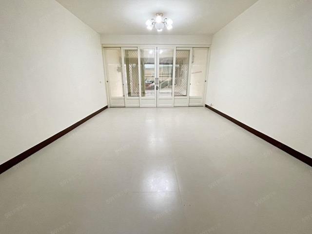 【向陽團隊】近體育園區 靜巷免整理美透天