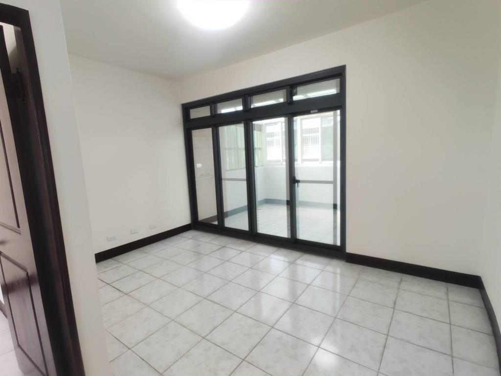 【向陽團隊】觀音上大國小新整透天