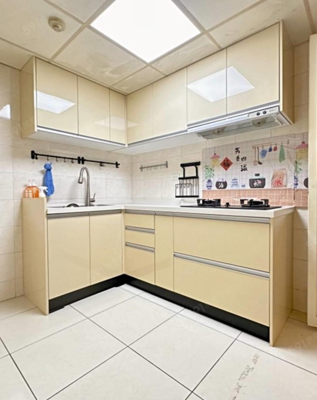 【向陽團隊】桃園區 縣府清精美3房+車位