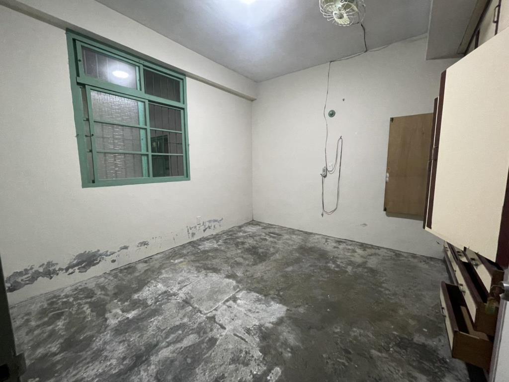 【向陽團隊】中壢站前大地坪車庫透天