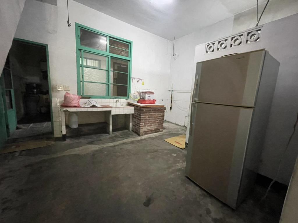 【向陽團隊】中壢站前大地坪車庫透天