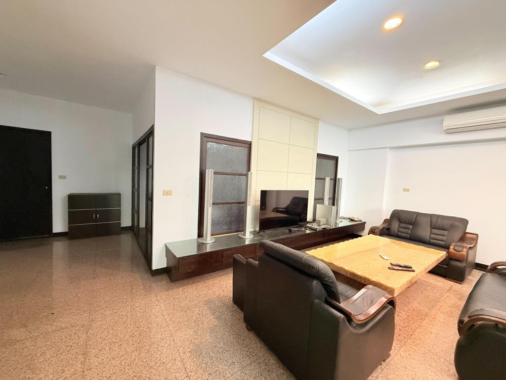 【向陽團隊】近交流道合法廠登挑高廠房