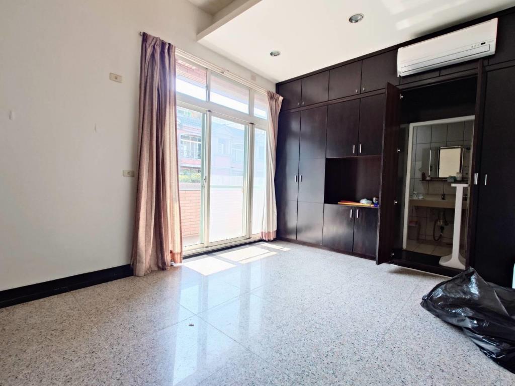 【向陽團隊】近交流道合法廠登挑高廠房