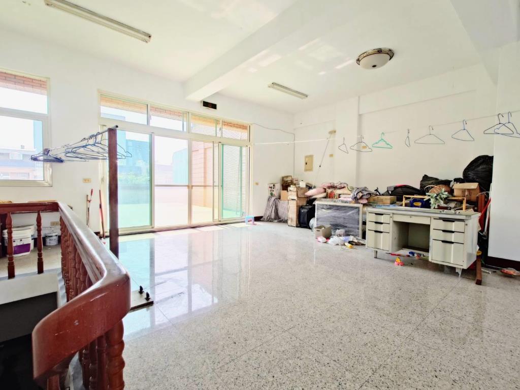 【向陽團隊】近交流道合法廠登挑高廠房