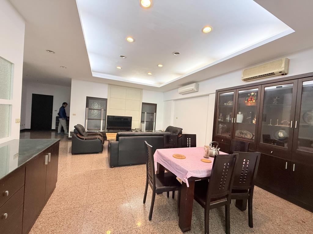 【向陽團隊】近交流道合法廠登挑高廠房