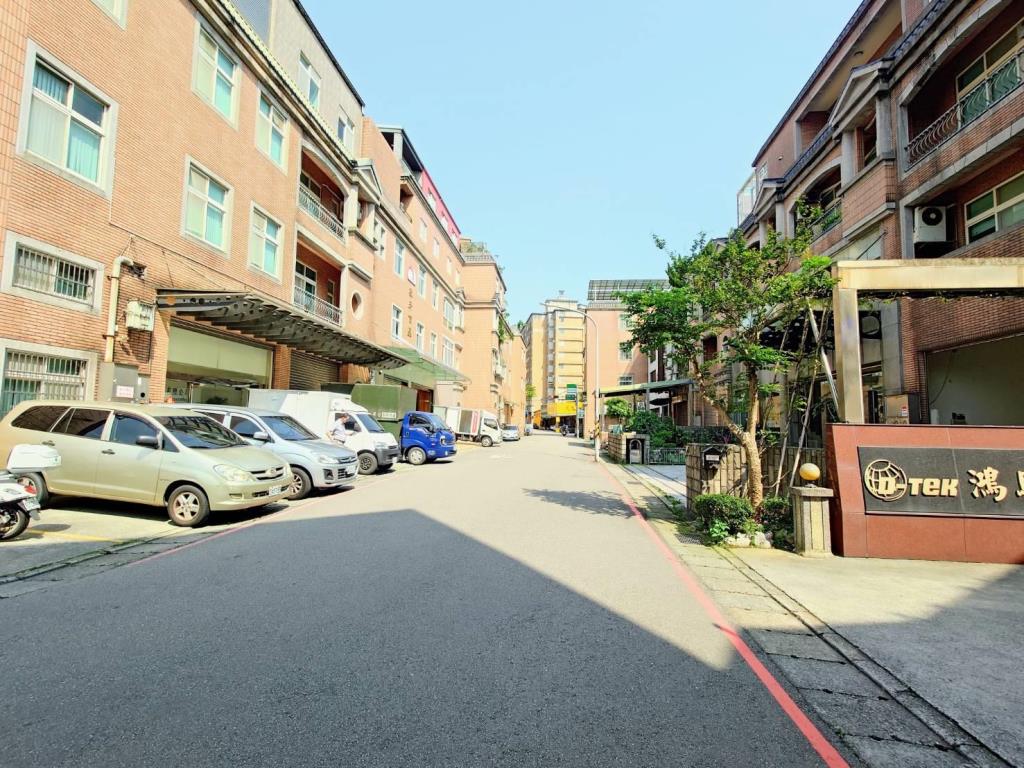 【向陽團隊】近交流道合法廠登挑高廠房