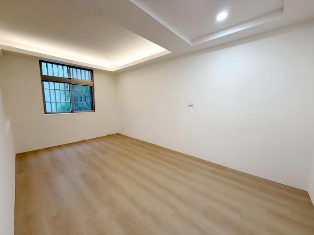 【向陽團隊】平鎮獅子林活巷整新透天