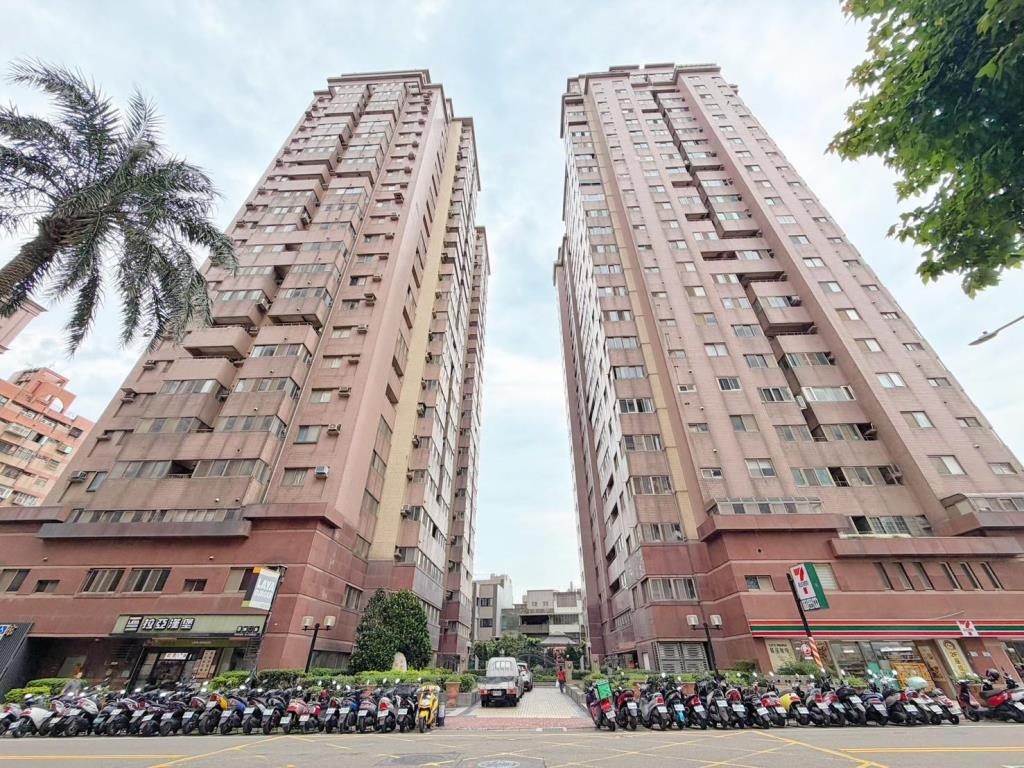 【向陽】專任南崁近台茂漂亮景觀2房+車位
