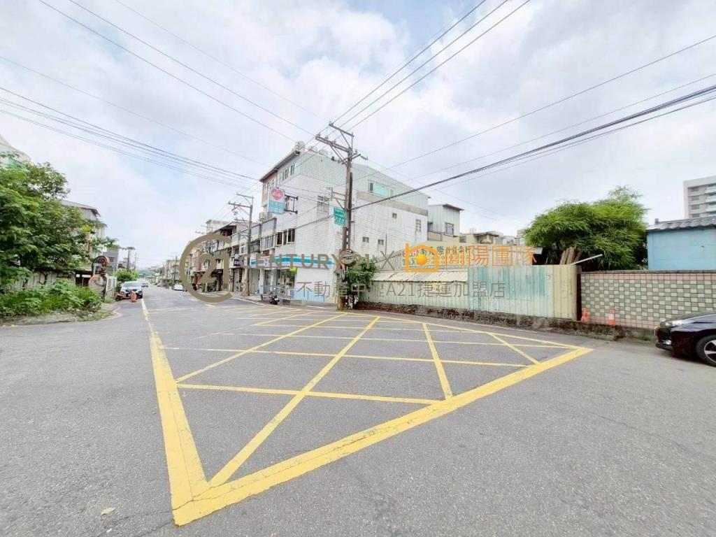【向陽團隊】學區附建照方正建地