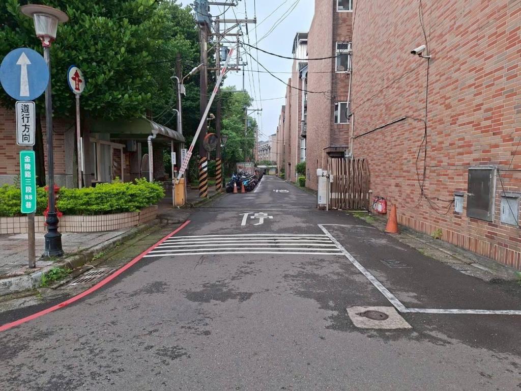 【向陽團隊】金陵華城雙車花園美別墅