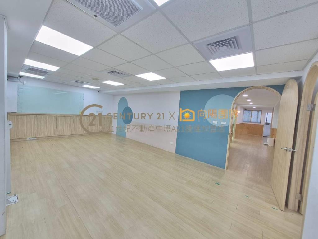 【向陽團隊】走路就可到A21的華廈二樓