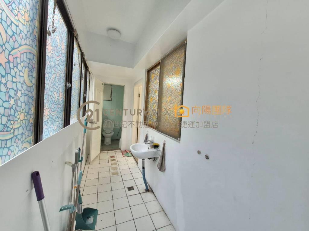 【向陽團隊】走路就可到A21的華廈二樓