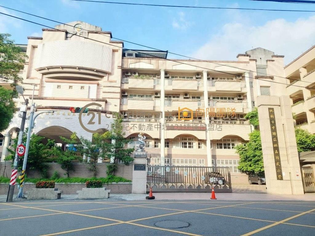 【向陽團隊】林森國小河景3房