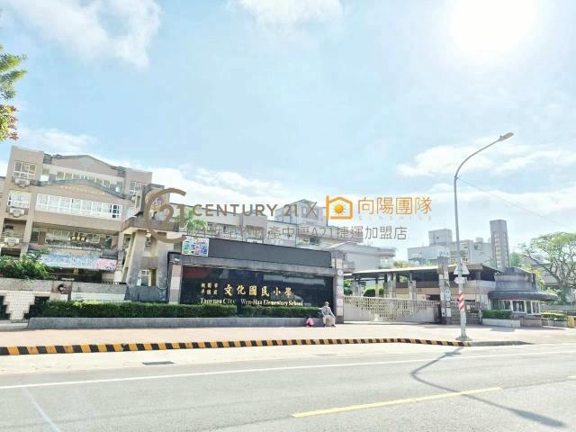 【向陽團隊】交流道電梯店面+多間套房
