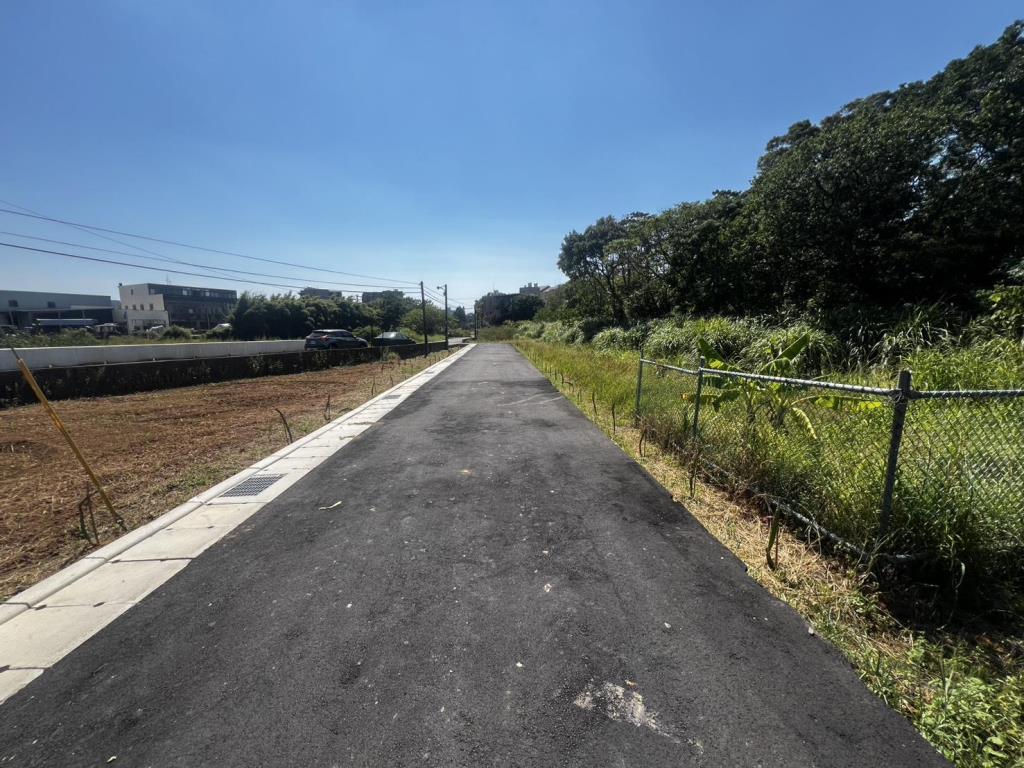 【向陽團隊】普忠路都計內農地正6米路
