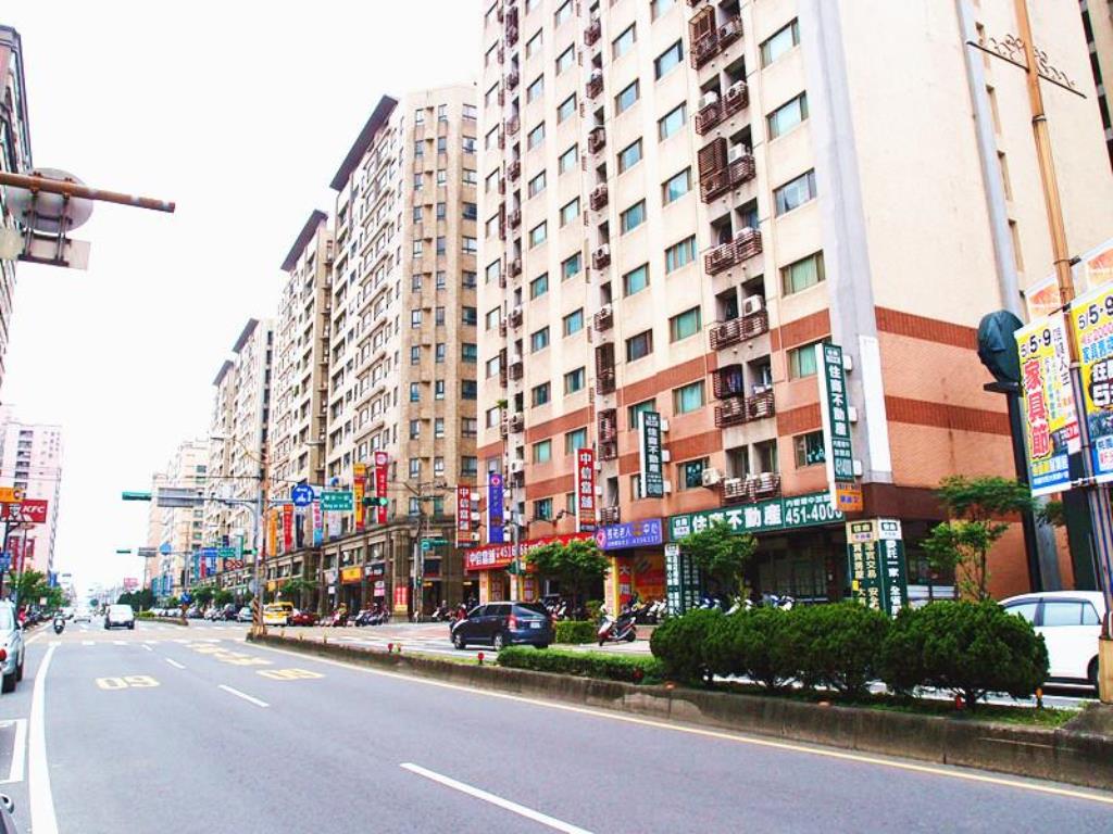 【向陽團隊】專約~正環中東路雙面臨路店住