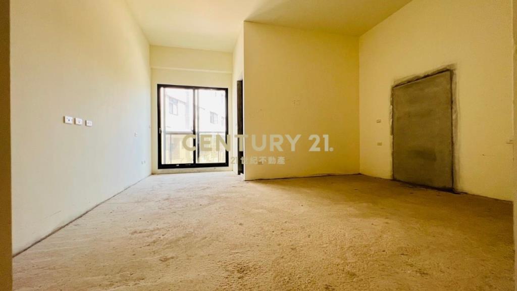 公園藝品前庭後院全新兩層樓豪宅