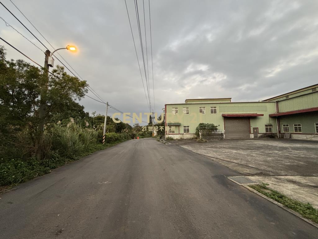 龍潭近科學園區農地