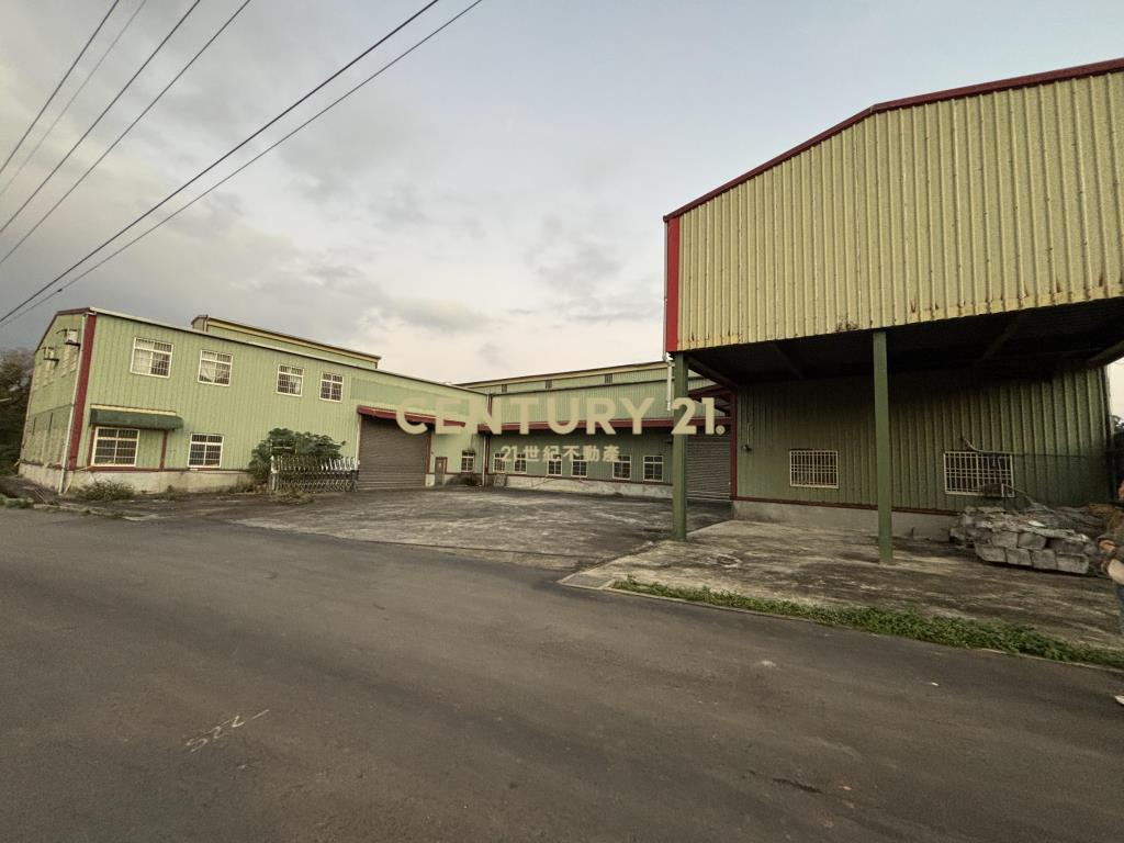 龍潭近科學園區農地