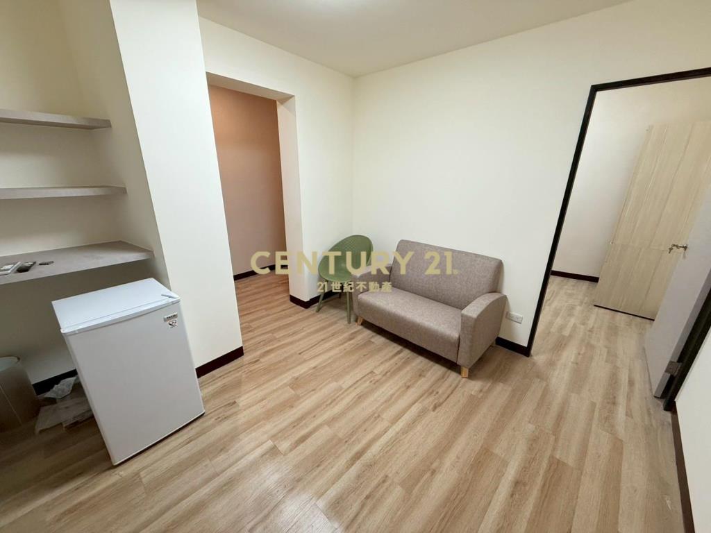 桃園夜市整新美2房+雙套房公寓