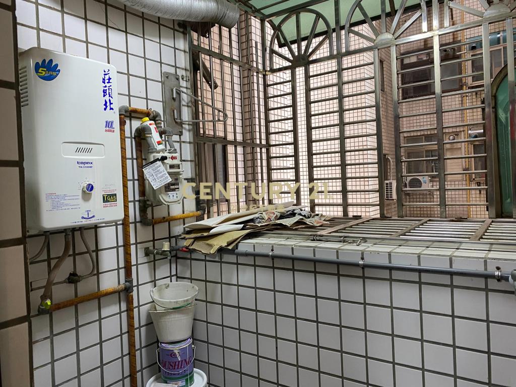 中壢新明夜市三房雙車位