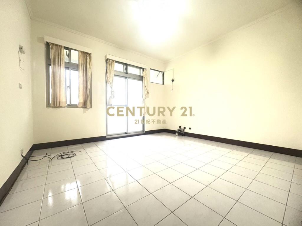 中壢大莊路超值透天