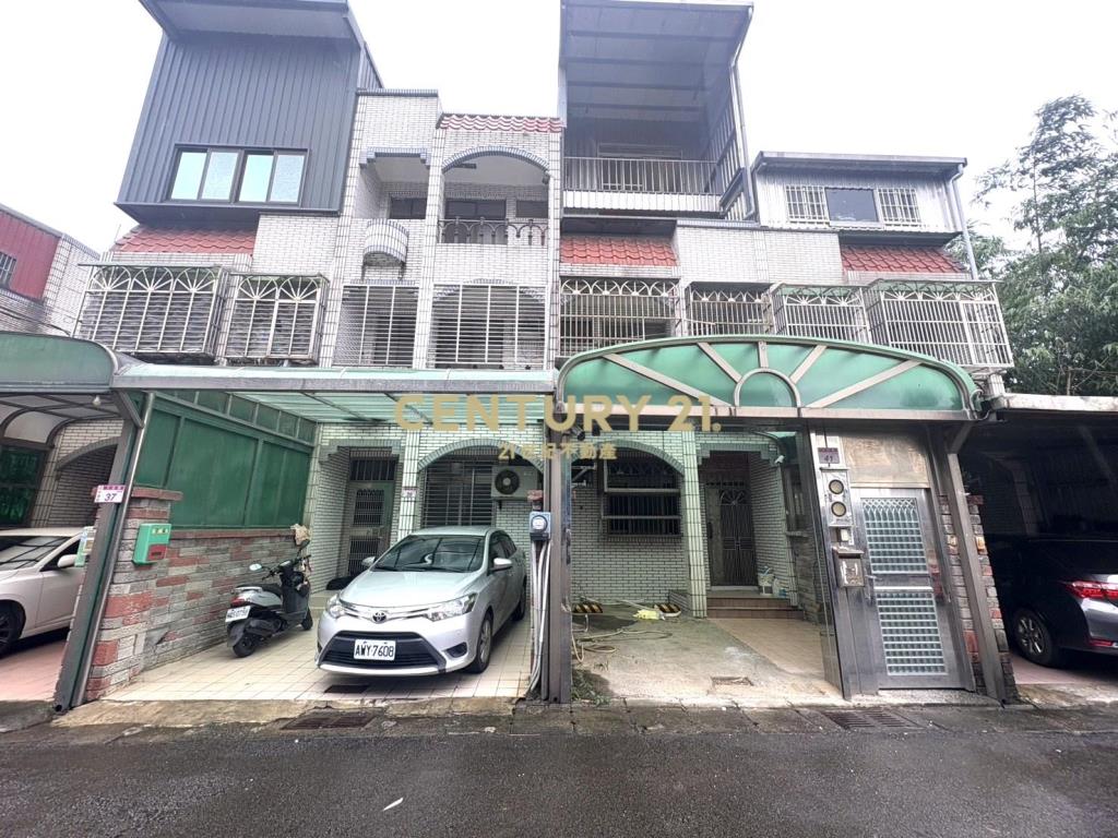 中壢大莊路超值透天