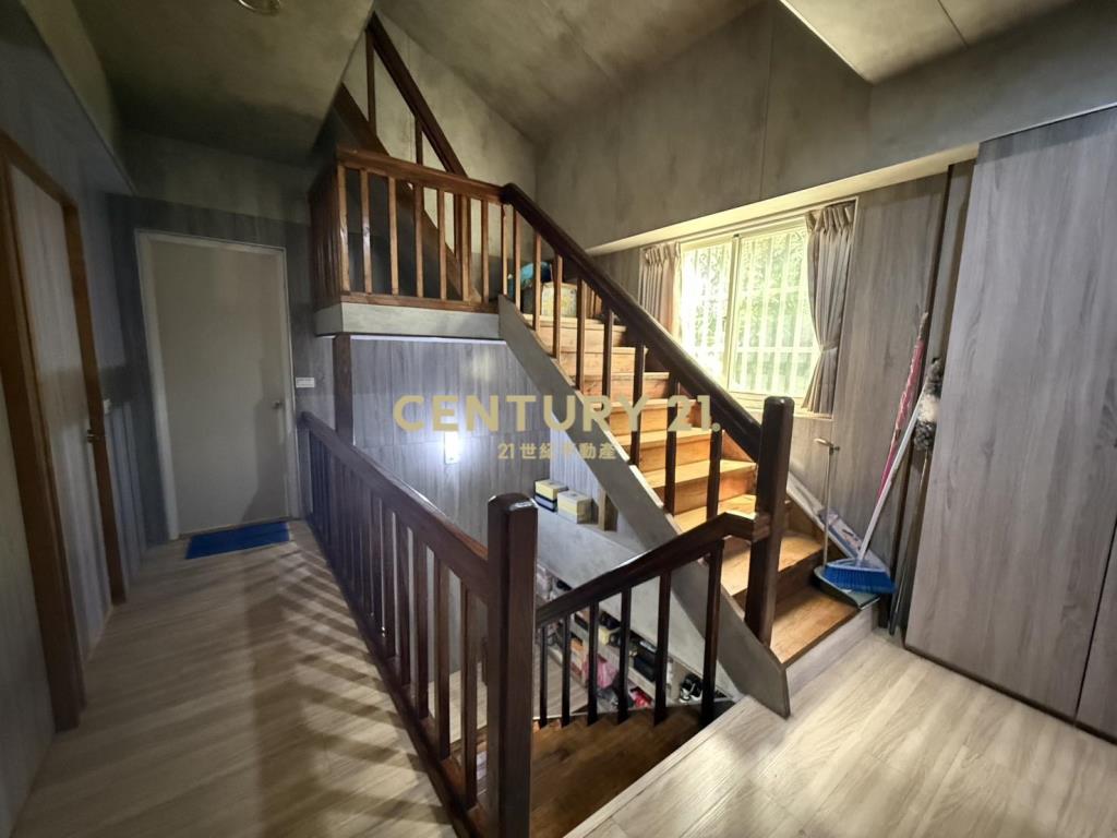 新屋中興路旁甲建合法住宅三戶