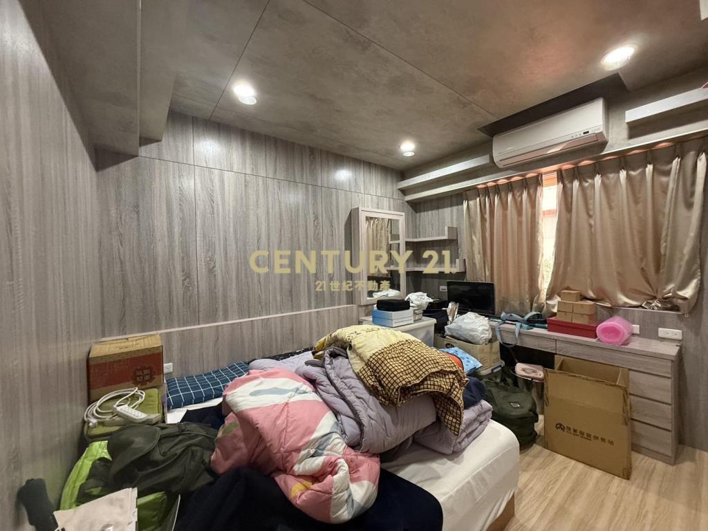 新屋中興路旁甲建合法住宅三戶