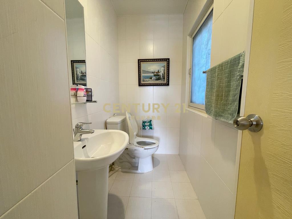 陽光山林美裝潢雙拼別墅