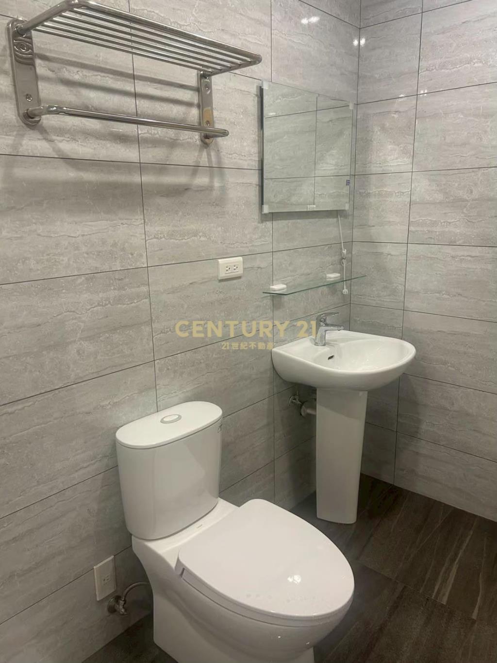 新北市土城整新美三房３樓