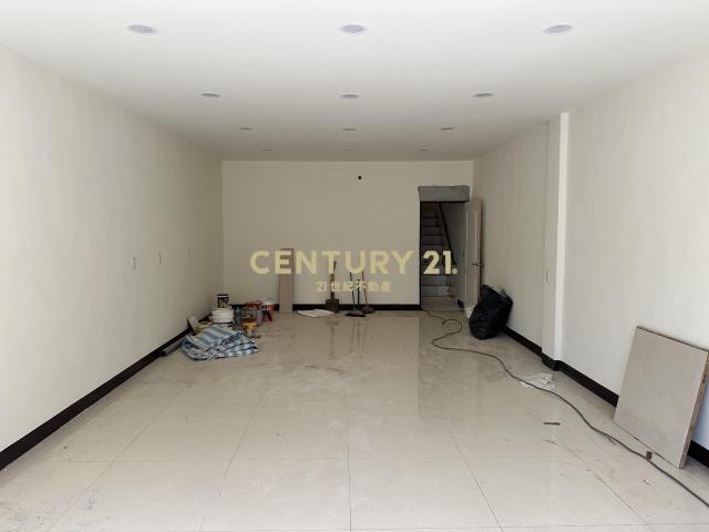 龍潭中興路整新美透天（有加蓋頂樓）