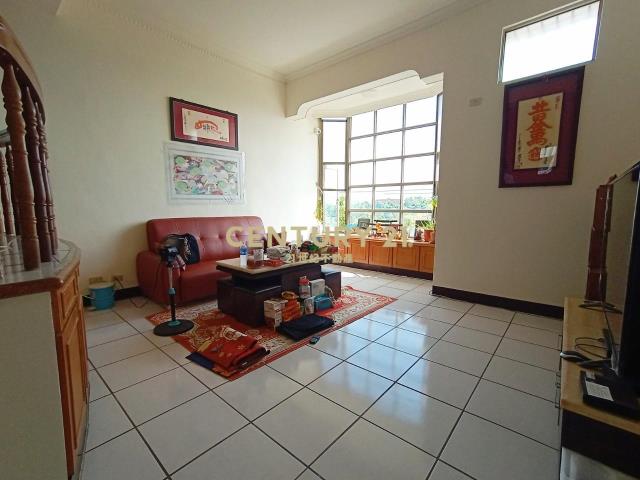 近湖口車庫停車美透天