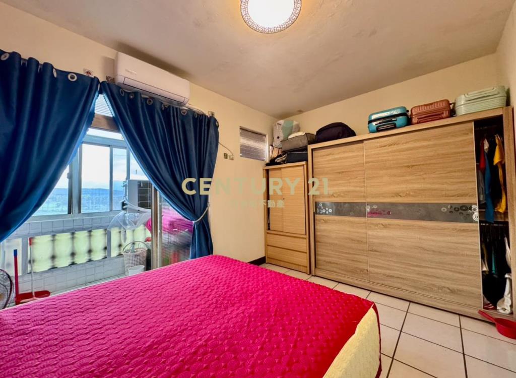 近湖口車庫停車美透天