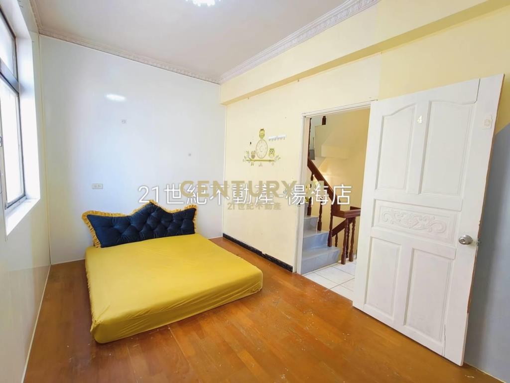 近青埔山安路🏠前院停車繽紛透天