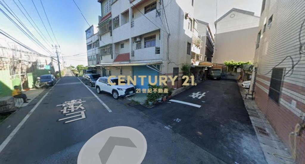 近青埔山安路🏠前院停車繽紛透天