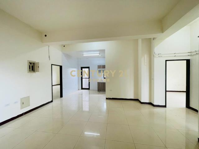 新屋宏富龍邸一樓三大套房+平面車位