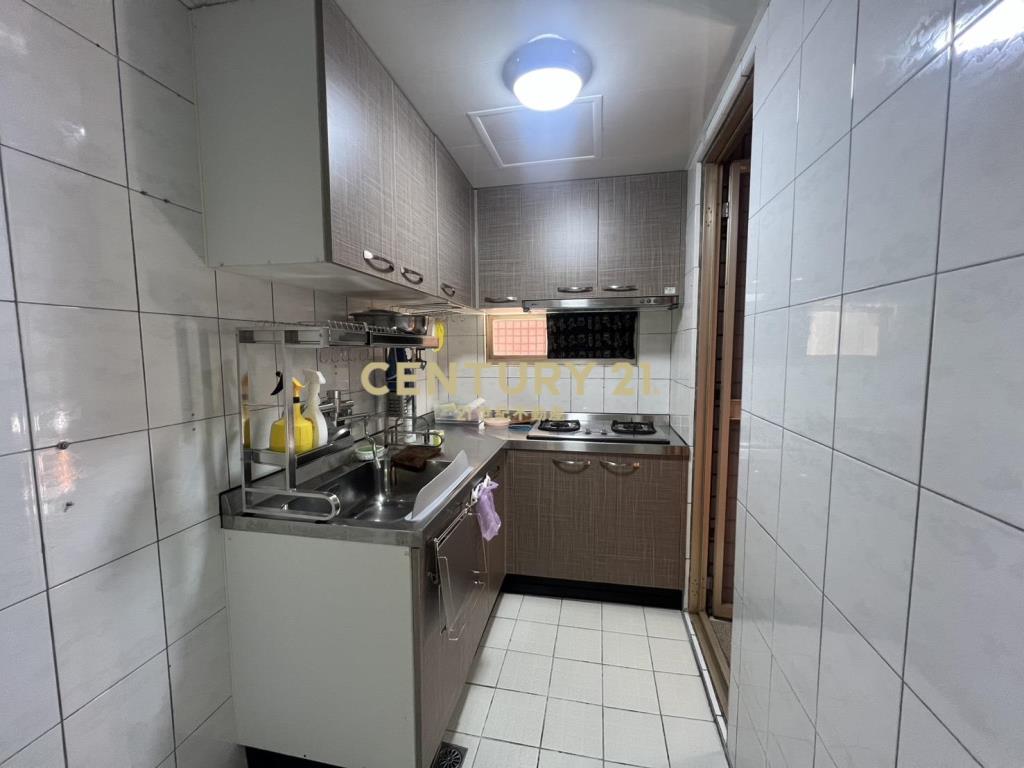 玫瑰村美3房+車位