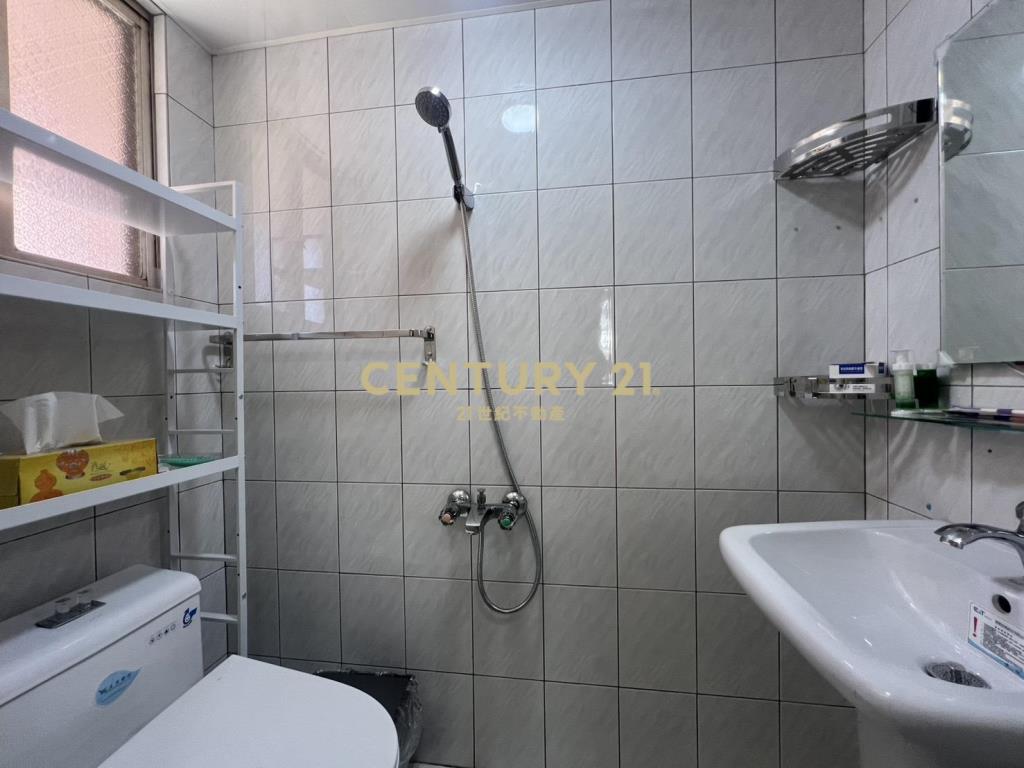 玫瑰村美3房+車位