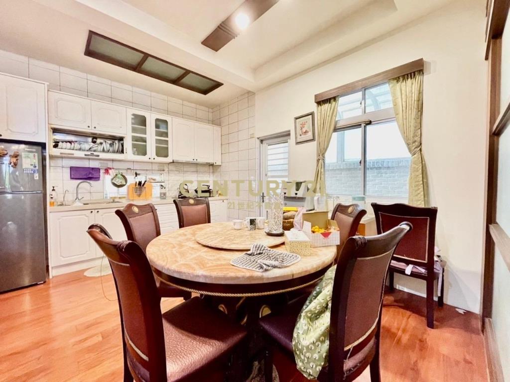 陽森優質四房室內雙車大別墅