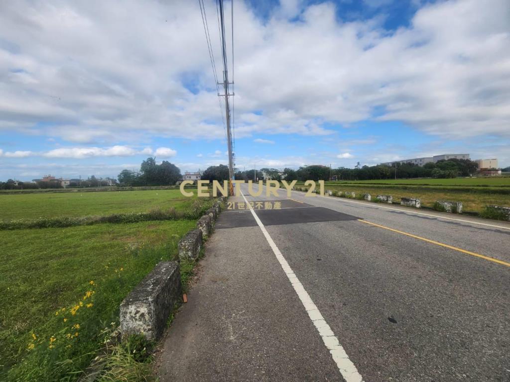 新屋大馬路旁面寬農地