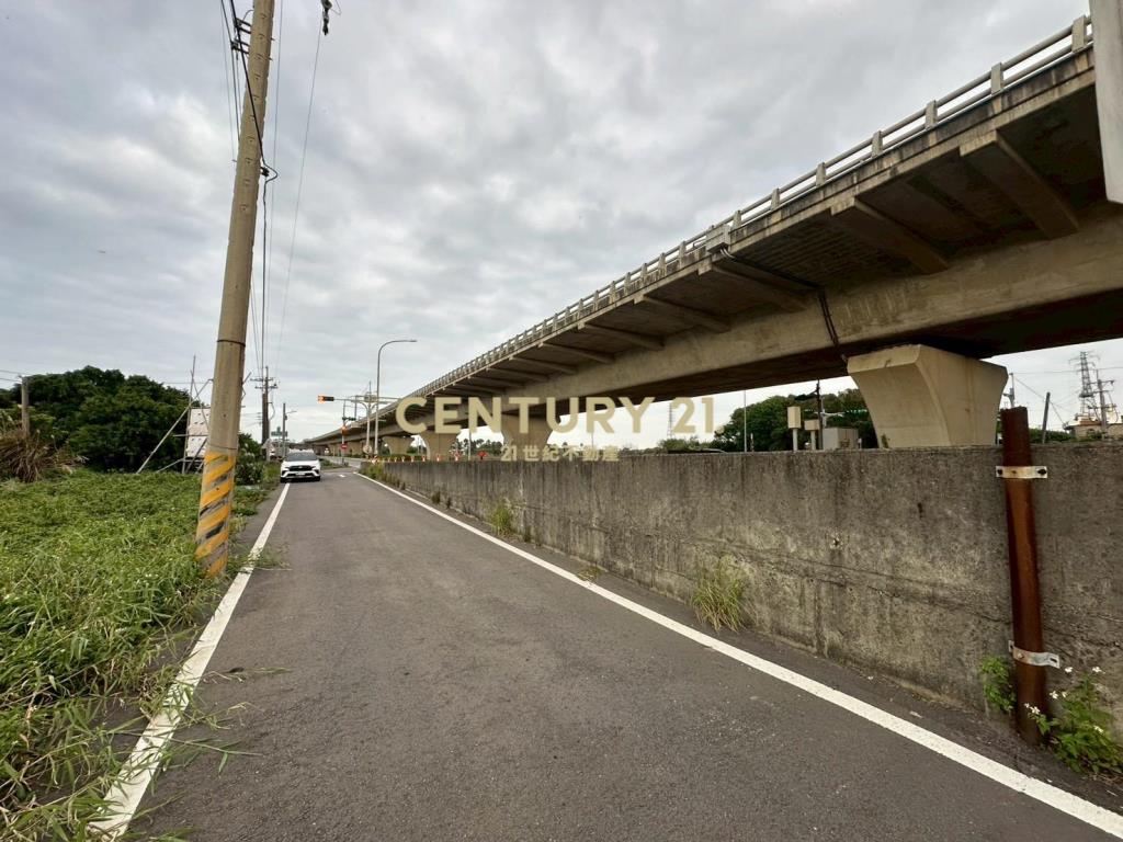 新屋台61旁359農地