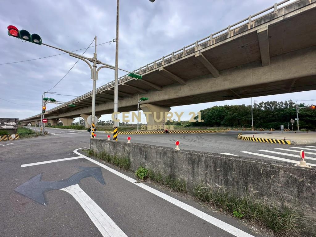 新屋台61旁359農地