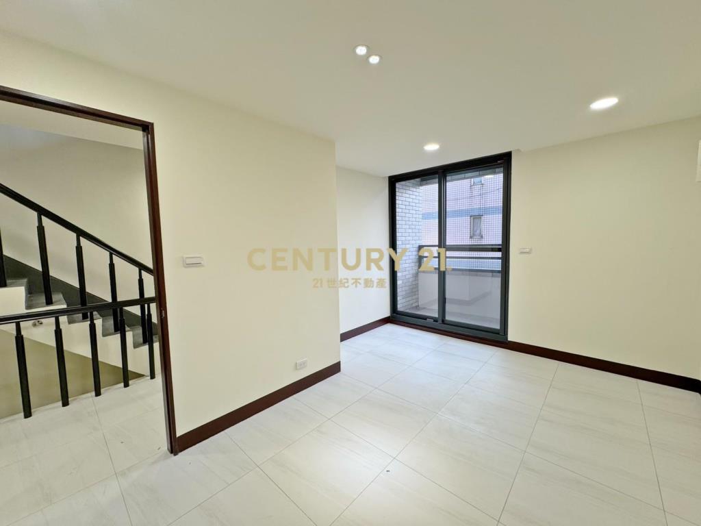 平鎮獅子林美透天