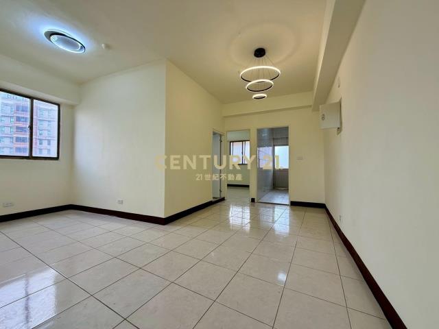 全明新景稀有雙主臥3 +1房車