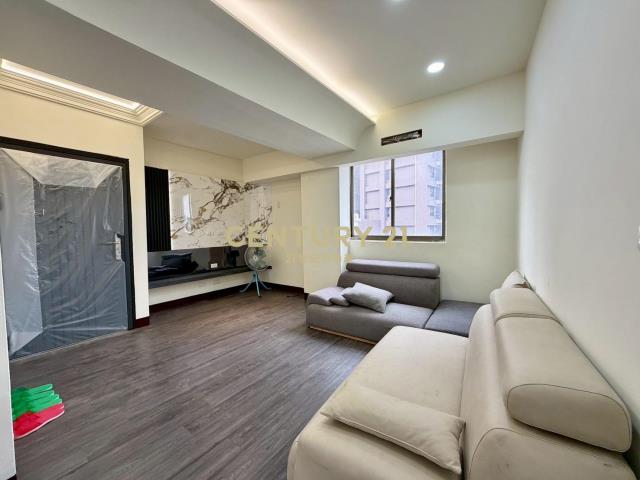 全明新景2+1房車