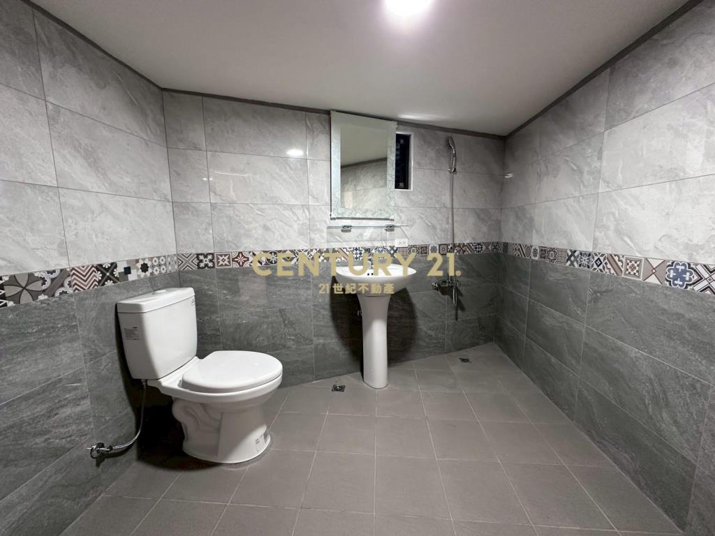 近SOGO、捷運A20日式透天