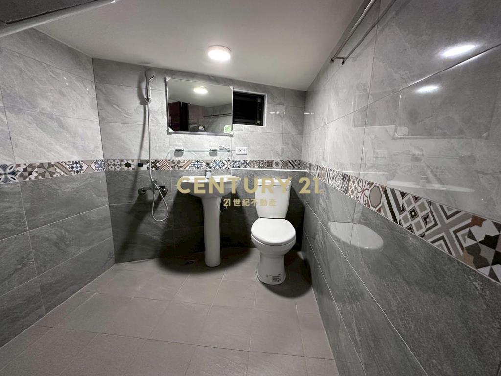 近SOGO、捷運A20日式透天