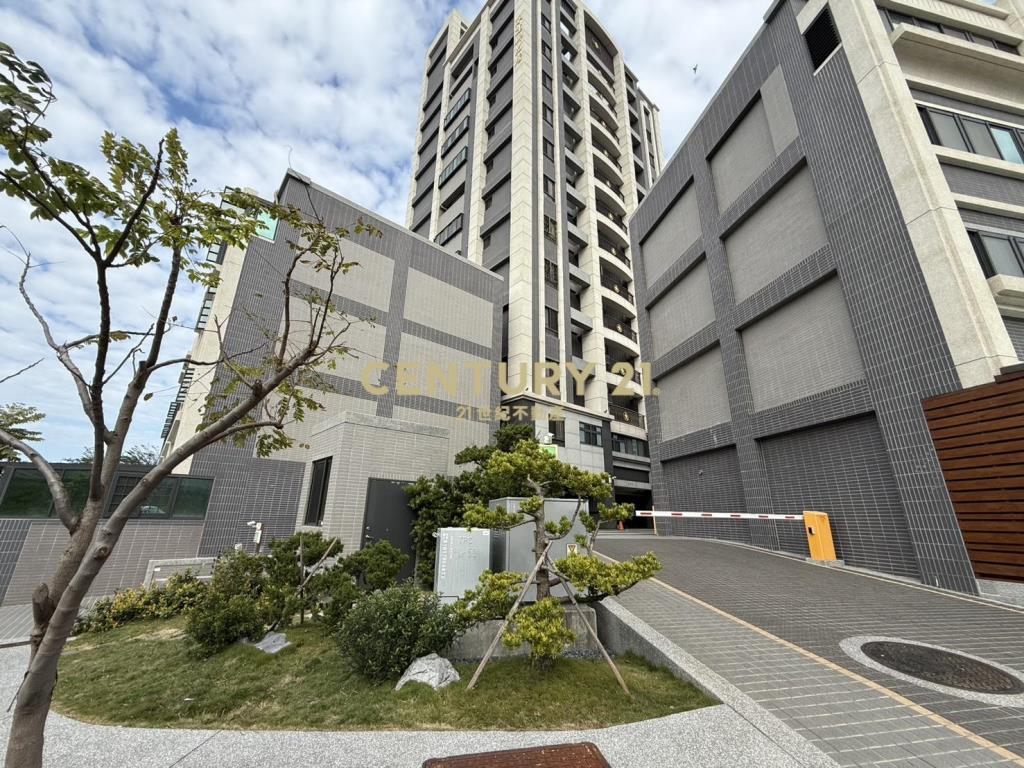 阿云獨家⭐泳達御品居⭐三房車